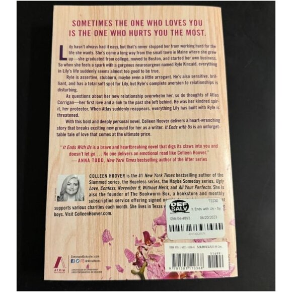 It Ends With Us paperback powerful romance & emotional drama - Picture 2 of 5